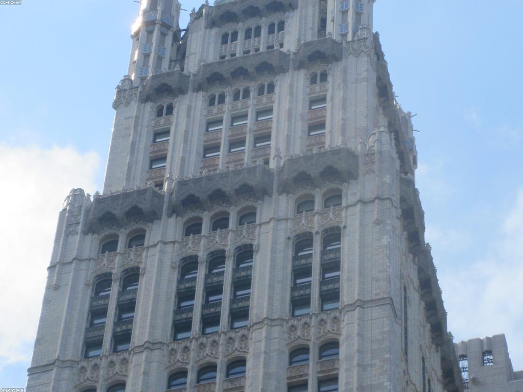 ការយល់ដឹងថ្មីៗពីព័ត៌មានបច្ចុប្បន្ន