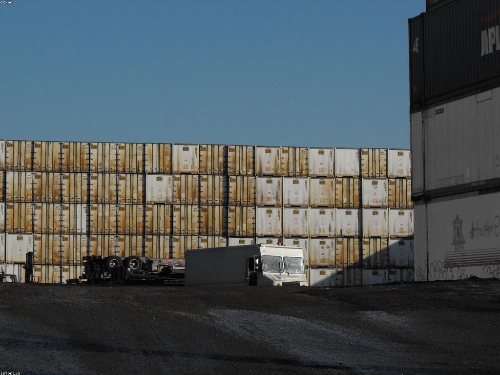 ផលប៉ះពាល់នៃព្រឹត្តិការណ៍សេដ្ឋកិច្ចលើការជួញដូរពិភពលោក