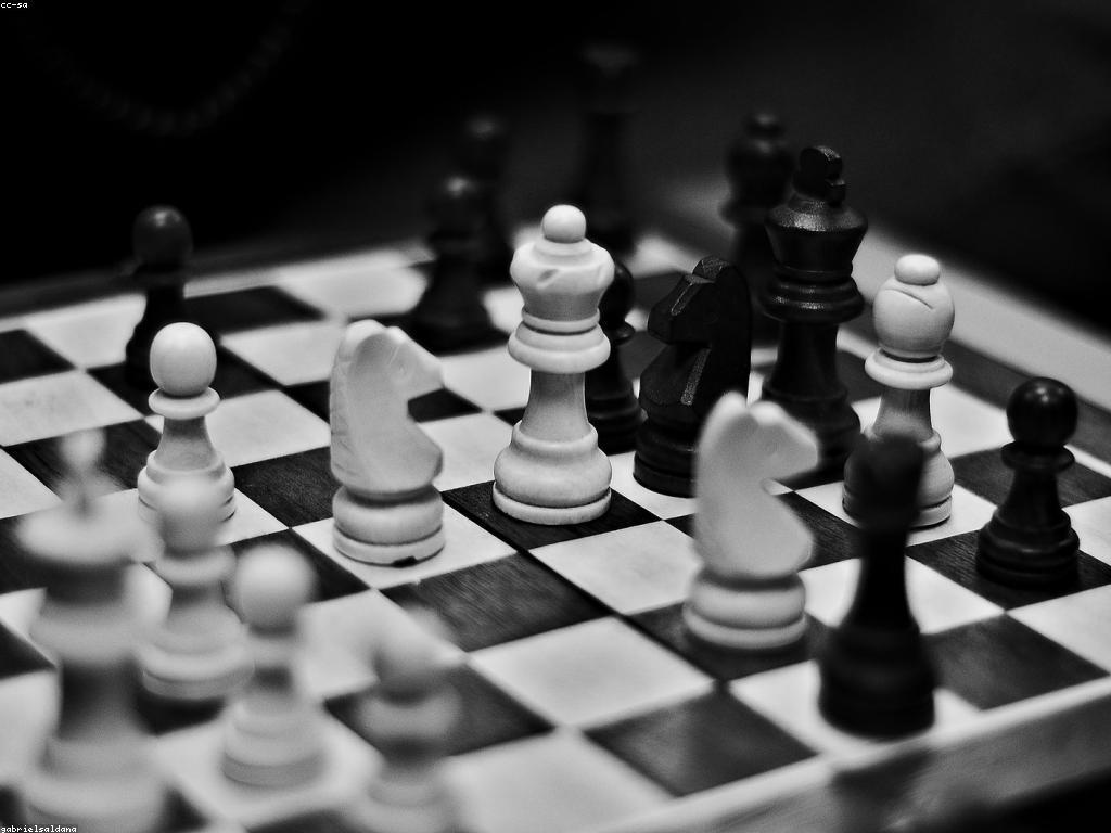 យុទ្ធសាស្ត្រ លេង: ការអភិវឌ្ឍន៍និងការប្រើប្រាស់